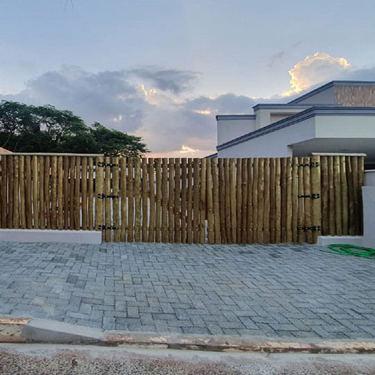 Cerca-Decorativa-Madeira-4